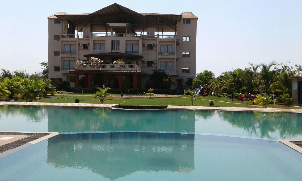 Yog Resort By Splenor Maneri  Εξωτερικό φωτογραφία